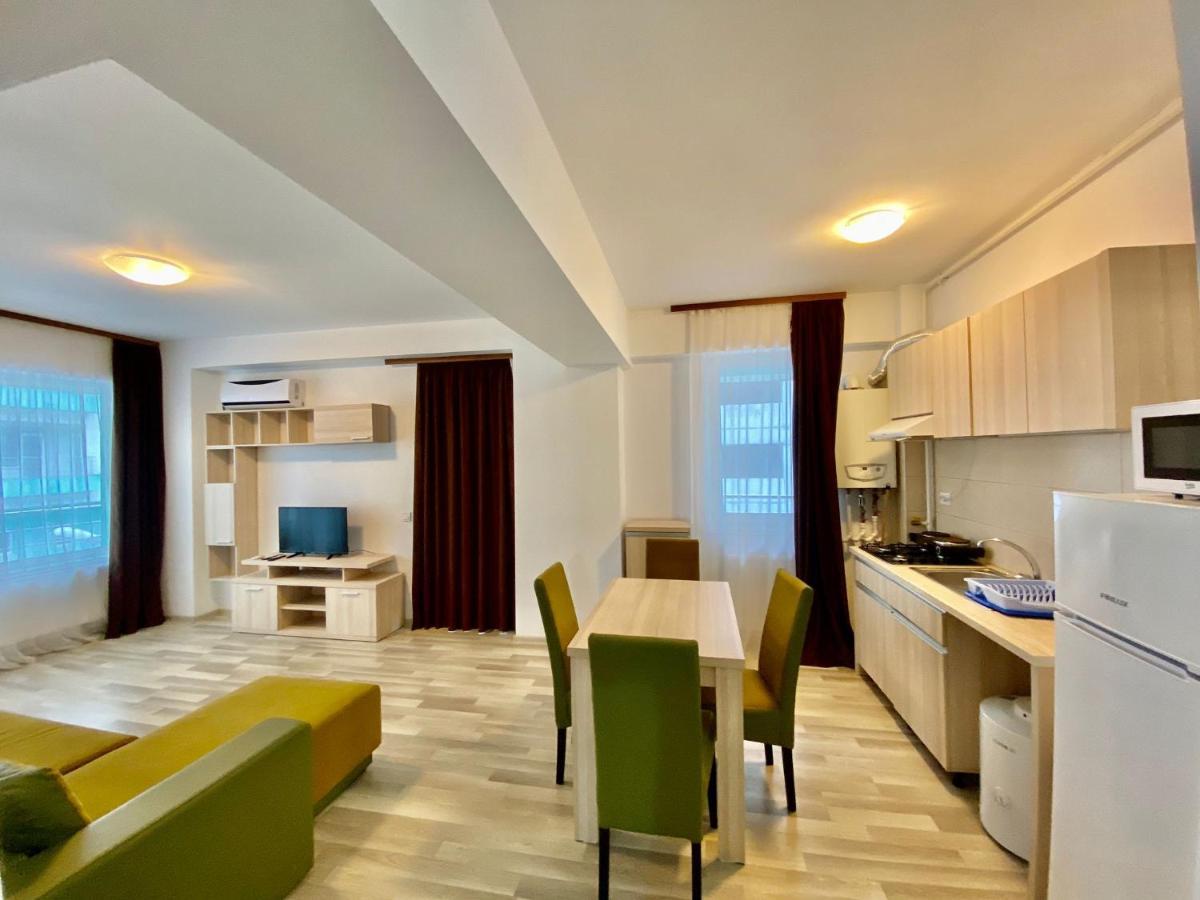 Catalina Summerland Apartaments Mamaia Nord Ngoại thất bức ảnh