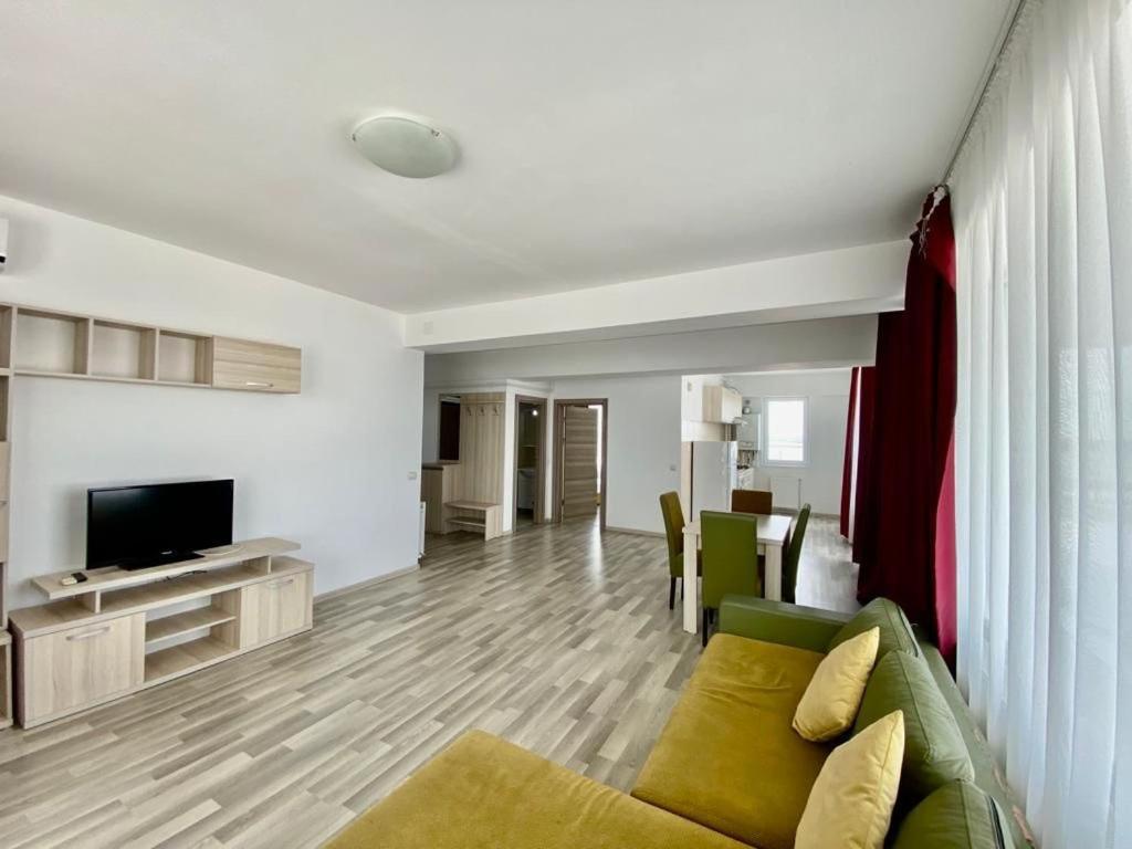 Catalina Summerland Apartaments Mamaia Nord Ngoại thất bức ảnh