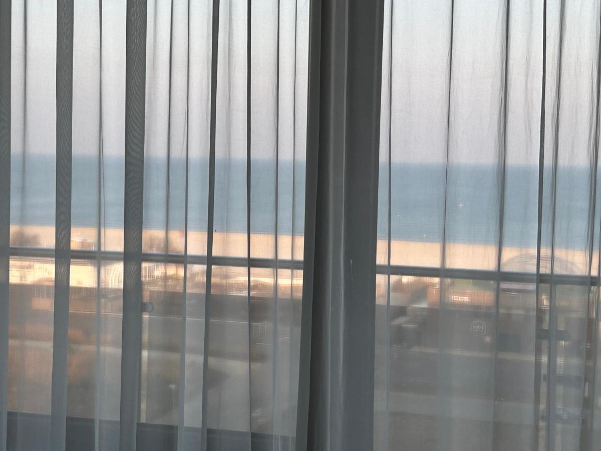 Catalina Summerland Apartaments Mamaia Nord Ngoại thất bức ảnh