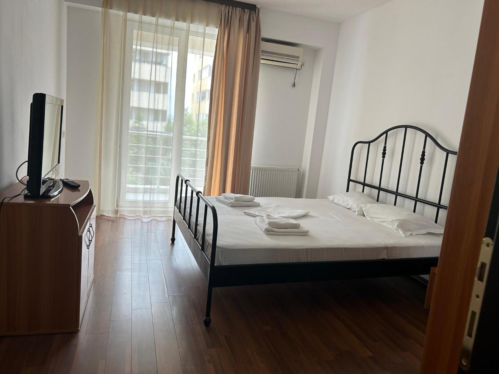 Catalina Summerland Apartaments Mamaia Nord Ngoại thất bức ảnh