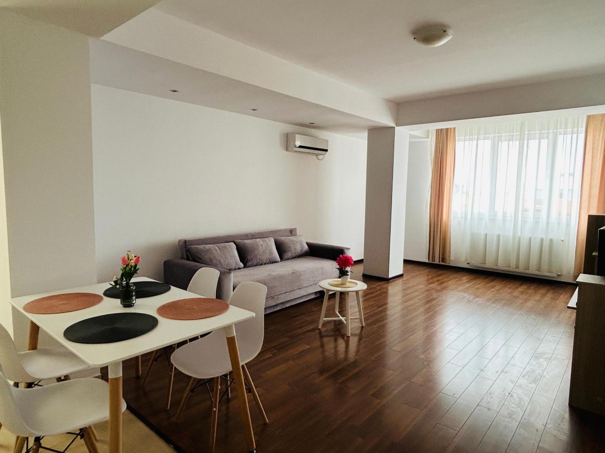 Catalina Summerland Apartaments Mamaia Nord Ngoại thất bức ảnh