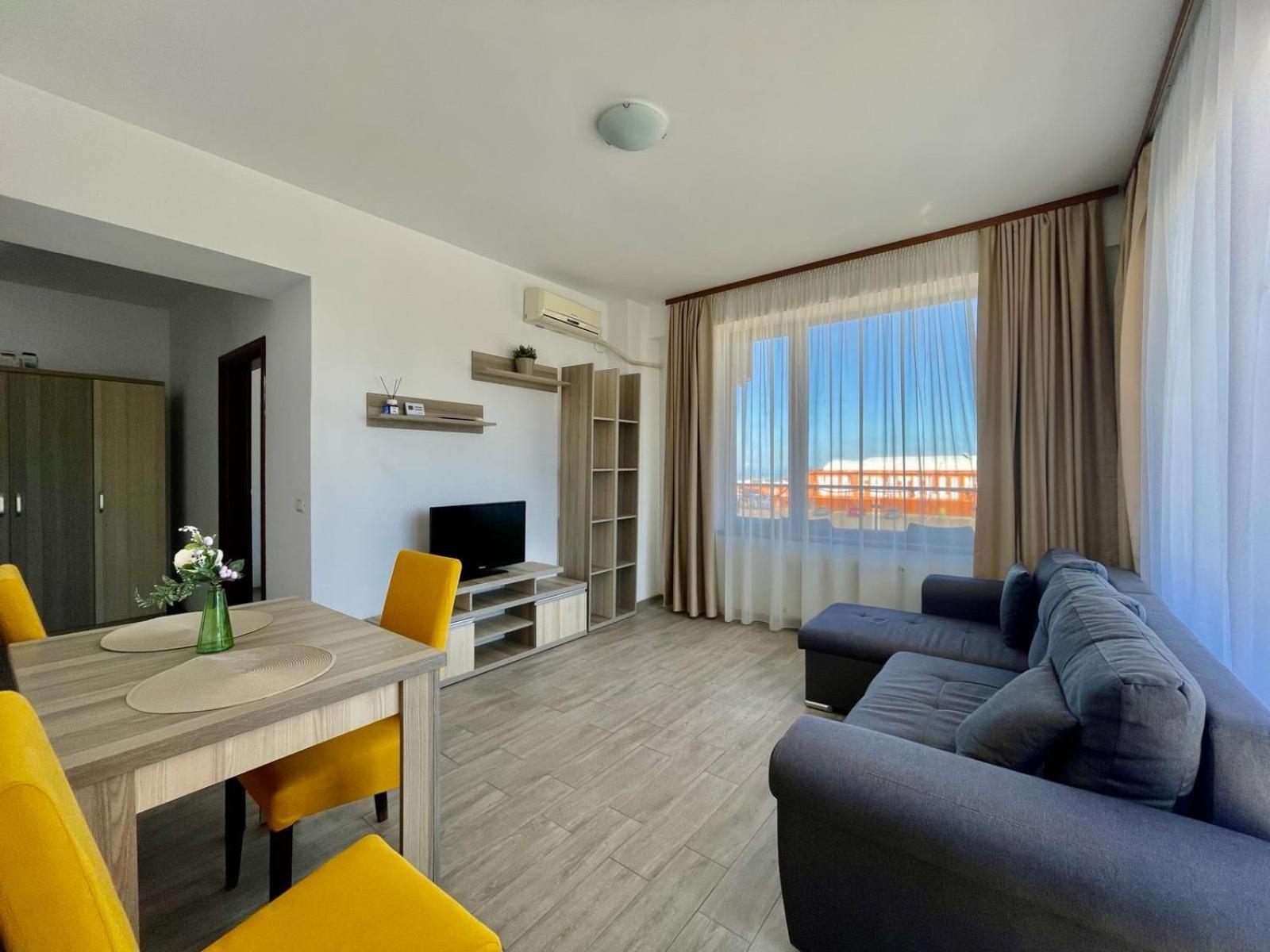 Catalina Summerland Apartaments Mamaia Nord Ngoại thất bức ảnh