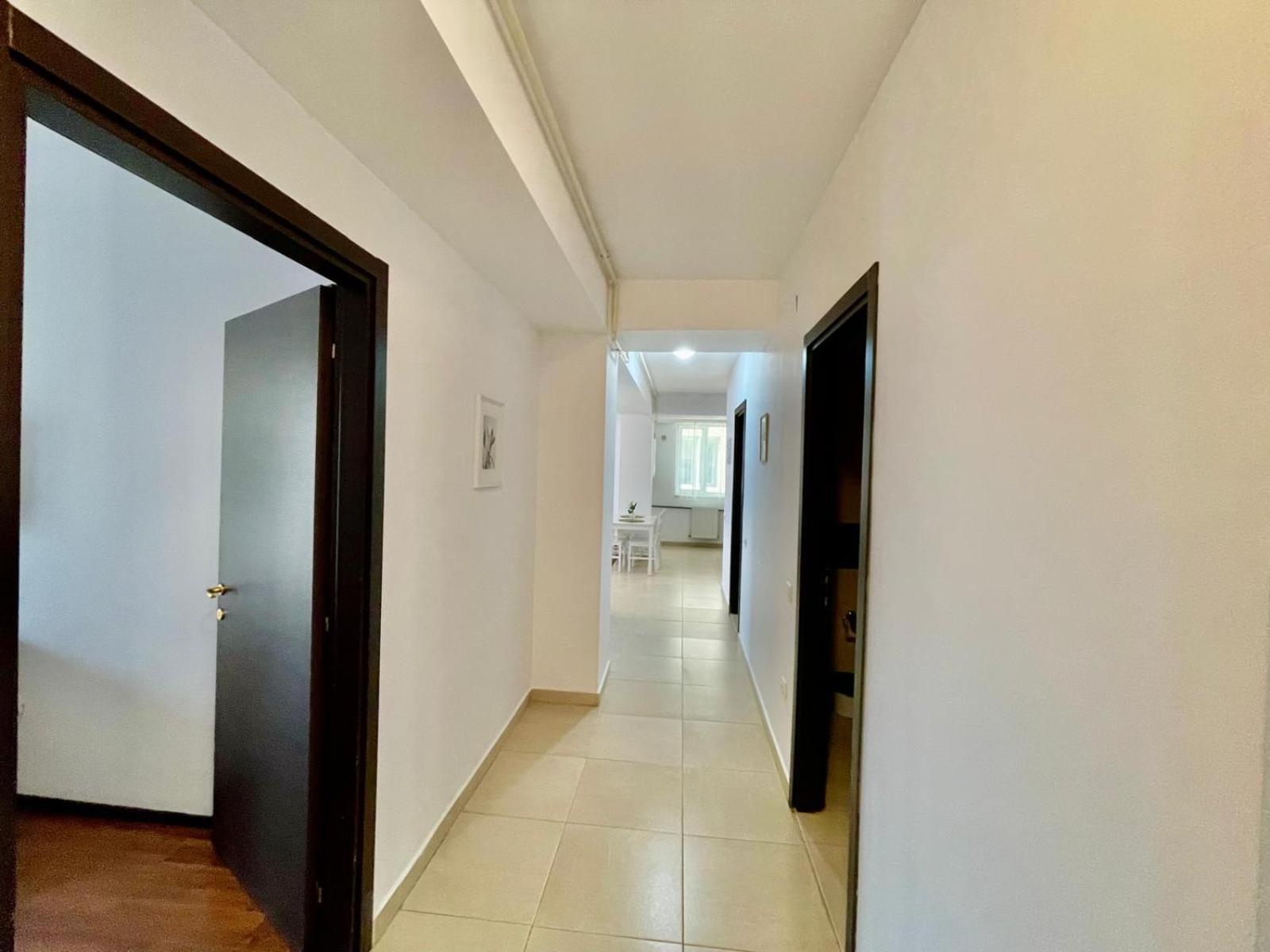 Catalina Summerland Apartaments Mamaia Nord Ngoại thất bức ảnh